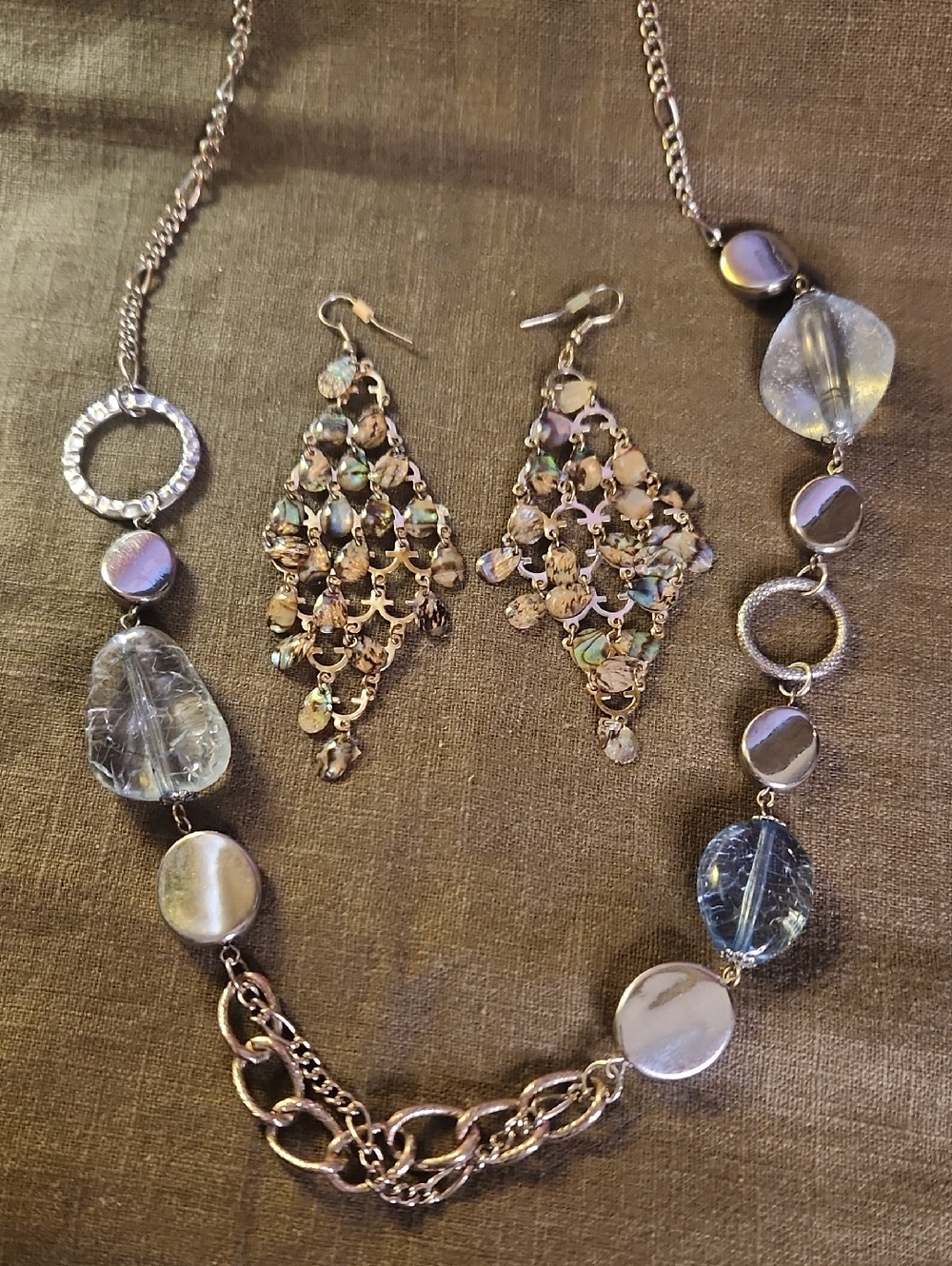 Elegant Blue Bead Necklace and Chandelier Sea Shell Earrings Set